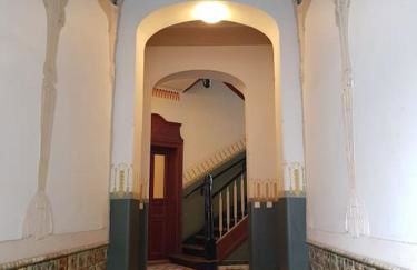 Schicke & zentrale Altbauwohnung - Foto 2