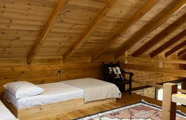 The Farmhouse - Photo 18