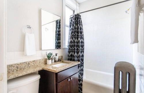 Lively 2BR Apt in Lincoln Square - Eastwood 47-1 - Foto 22