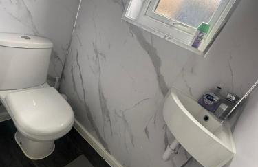 BXH B5 Garden View Double Room Bexleyheath - Photo 4