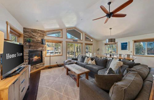 Mountain Retreat - Sleeps 7 - Canoe - Fireplace - Foto 16