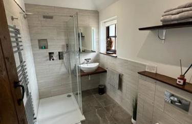 The Old Cattle Barn - Photo 27