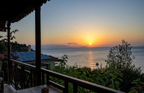 Paralio Astros Beachfront Suites - Photo 30