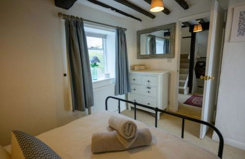 Pear Tree Cottage in the Cotswolds - Photo 11