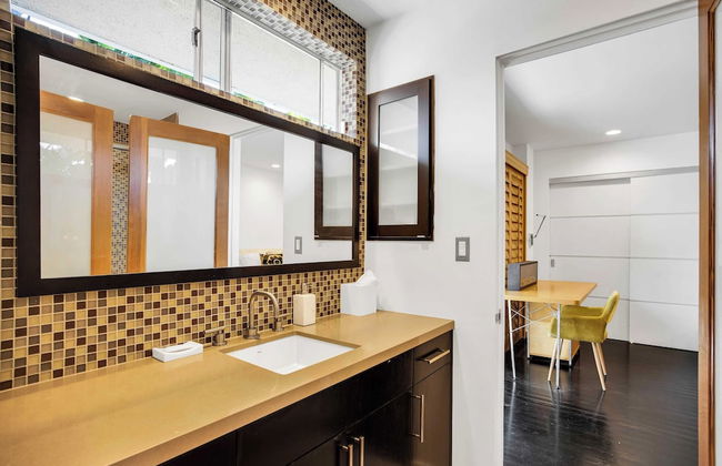 Edwin by Avantstay Hollywood Hills Luxury + Pool - Photo 36