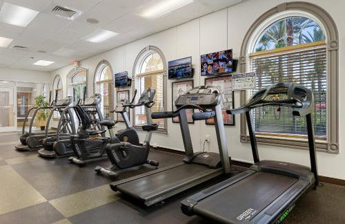 Great Town Home with Lazy River - Foto 28