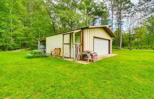 Hayward Home with Private Deck, Fire Pit and Kayak! - Foto 35