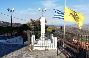 North Evia Evanthia Greece - Photo 2