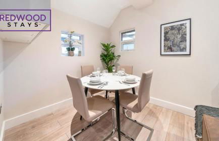 Everest Lodge Serviced Apartments for Contractors & Families, Free WiFi & Netflix By Redwood Stays - Foto 102