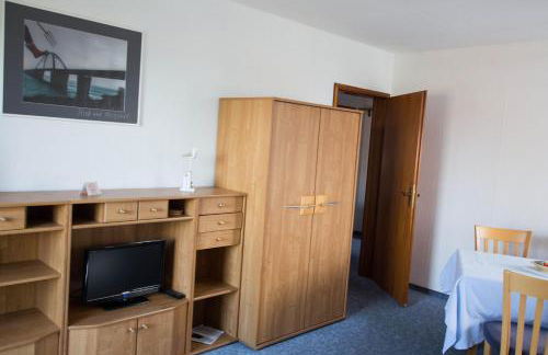 Ferienwohnungen Neue Tiefe - Wohnung Kleiderbügel - Foto 7