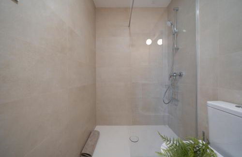 XPCE Urban 8 Skyline - Parking Free - Photo 21