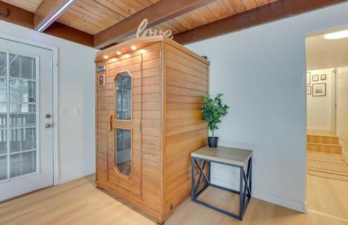 Crestline Home with Private Hot Tub Steps to Lake! - Foto 13