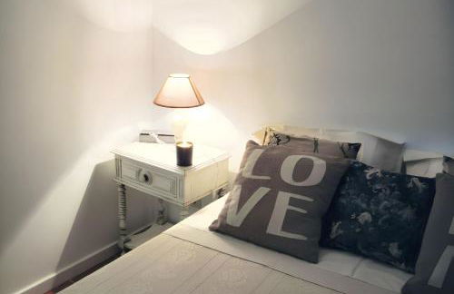 Charming House in Parada + Fireplace - Foto 16