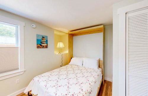 Shorebreeze Inn - Photo 23