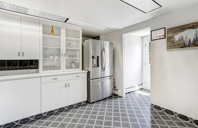 OCC Complex - Photo 24