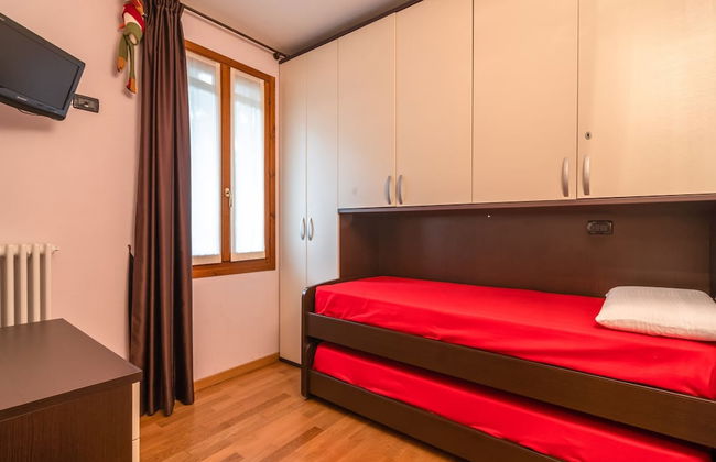 Belvilla by OYO Casa Cristina Meina Centro - Foto 3