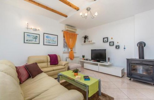 Four-Bedroom Holiday Home In Mihatovici - Foto 3