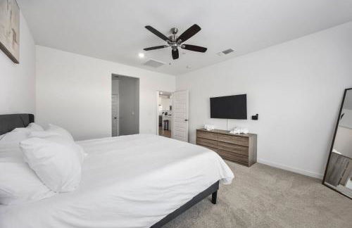 Serenity House- Newly Built, Peaceful Stay - Photo 19