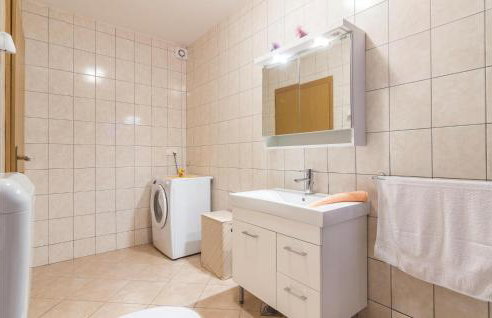 Awesome Home In Meloni With Sauna - Foto 46