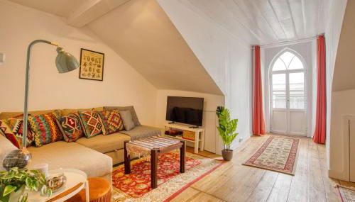 Terrace Charming Century Apartment - Photo 4