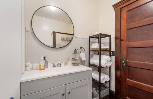 Mountain Serene Views and Creek-side Charm - Pet friendly - Foto 28