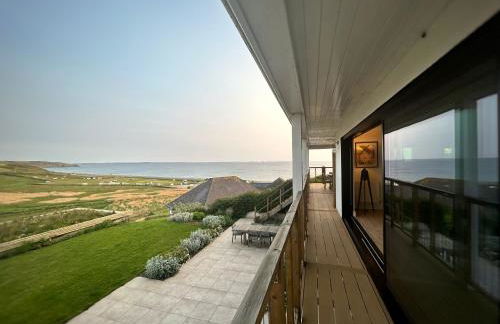 Ponderosa 5-Bed Coastal Retreat with Studio, Sauna & Sea Views - Foto 2