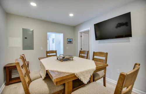 Waterfront Gloucester Cottage with Private Boat Dock - Foto 12