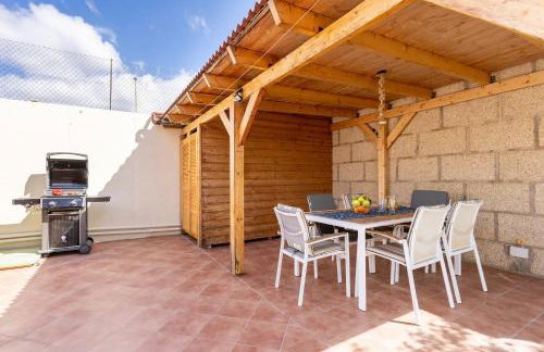 Casa Melocoton - Private pool - Ocean View - BBQ - Garden - Terrace - Free Wifi - Child & Pet-Friendly - 4 bedrooms - 8 people - Foto 14