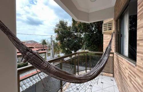 Apartamento sala e quarto com ar na Praia do Abricó - Foto 2
