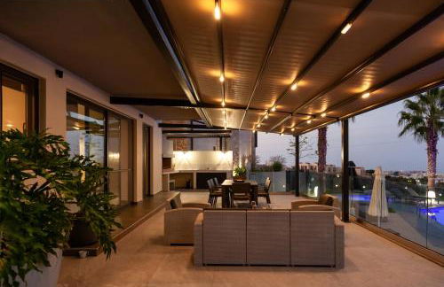 Orama Luxury Villa 4 Bedrooms with Private Pool - Foto 41