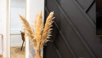 Spacious 3BR PetFriendly Retreat Near DT Cleveland - Foto 5