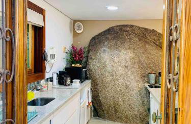 Chalé Banho de Floresta Atibaia Clube de Montanha - Foto 12