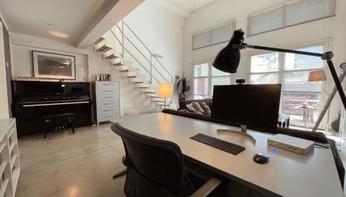 Ampio Loft su due livelli con giardino - Foto 4