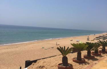 Luxury 3 Bedroom Apartment on Gated Complex - Foto 10