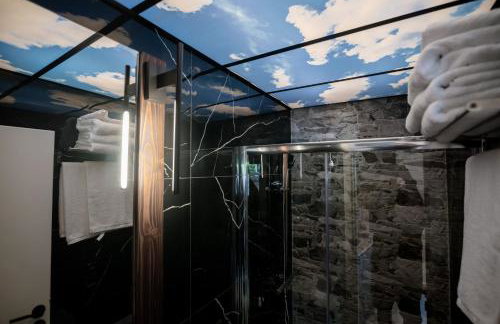 Sylvia Camping & Luxury Suites, Panel Hospitality Homes & Villas - Photo 11