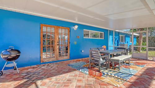 Vibrant Coastal Cottage with Pool - Foto 4