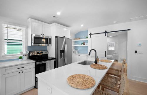 Newly Renovated Coastal Cottage - Downtown Beaufort - Foto 2