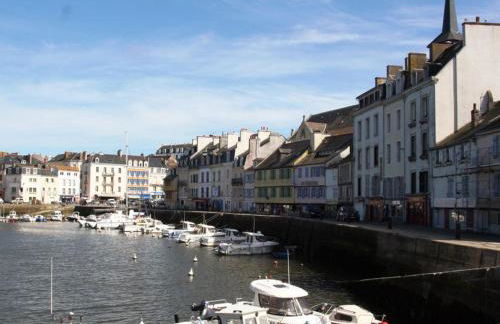 Appartement rénové vue mer au cœur de Le Palais - FR-1-418-80 - Photo 12