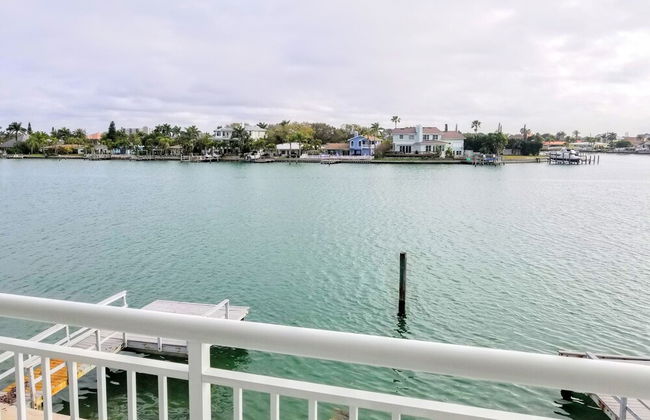 Provident Oceana Beachfront Suites - Foto 56