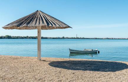 Villa DEA - Luxus Ferienhaus in Kroatien mit beheizten Pool Vrsi-Mulo bei Zadar - Foto 10