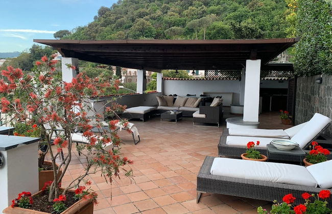 Upper Class - Photo 11