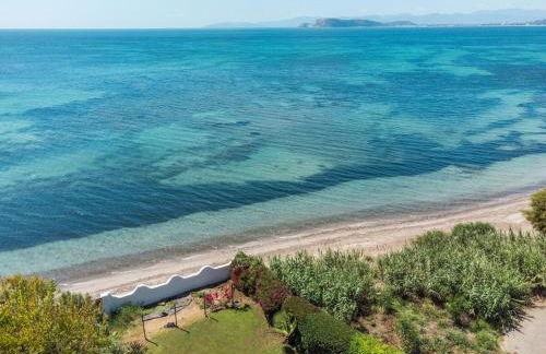 Beachfront- Private pool and design - Foto 6