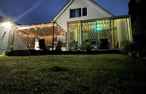 City home with parking and garden- pet friendly - Photo 42