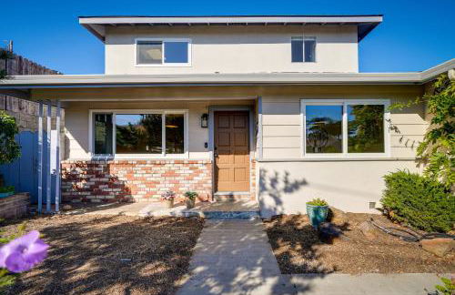 Seaside Home with Hot Tub and Patio Close to Beaches! - Foto 26