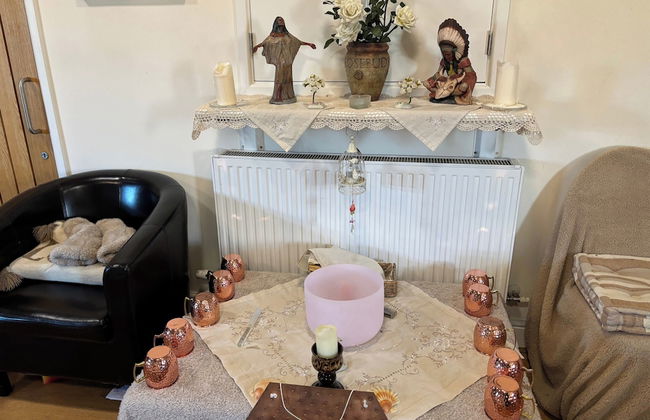 Large Sound Healing Retreat Cottage in West Wales - Foto 21