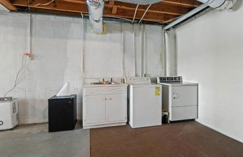 Sunset Rock - Located Near Rock Creek Marina - Amenities! - Foto 31