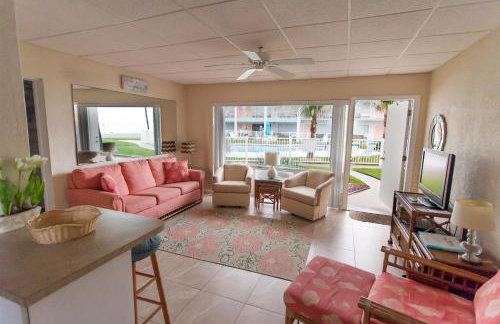 Sunrise Ocean Suites - Photo 67