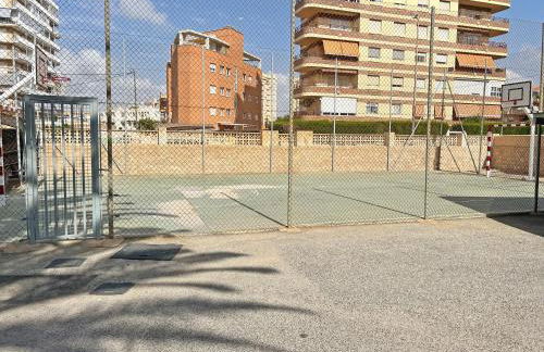 Playa y montaña 1ª linea Piscina Parking AC - Foto 56