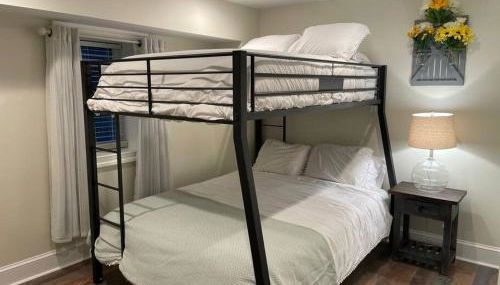 The Revival Room: Historic Staunton - Foto 2