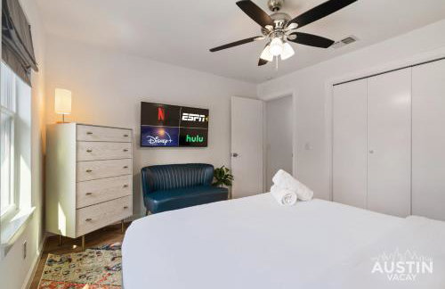 Near BBQ, Coffee More in Brentwood Pet-Friendly 2BR 1BA Condo By Austin Vacay - Foto 22